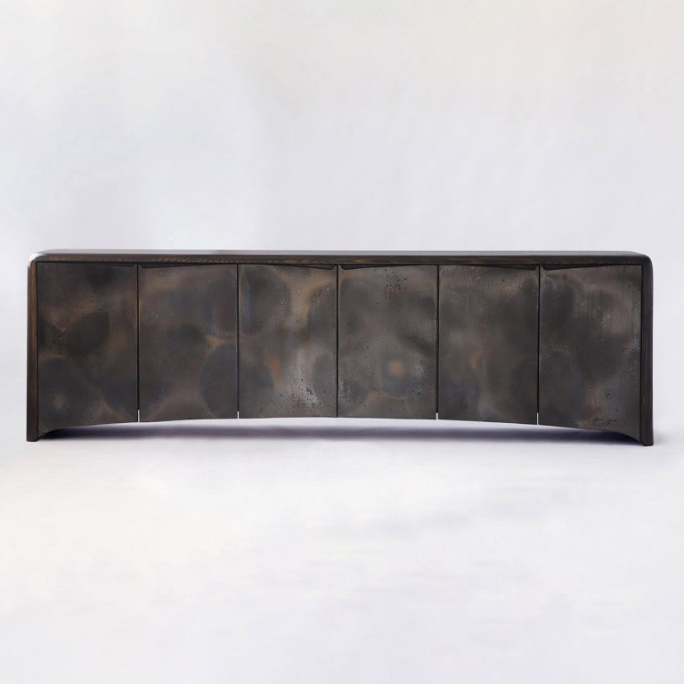 Valentin Loellmann - Steel - Sideboard